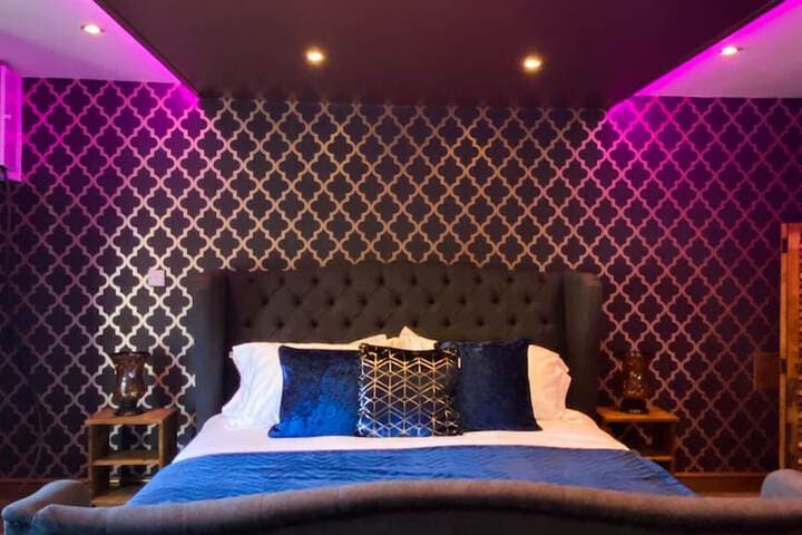 St Hildas Boutique Image 4