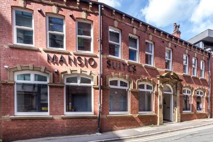 Basinghall Suites Image 2