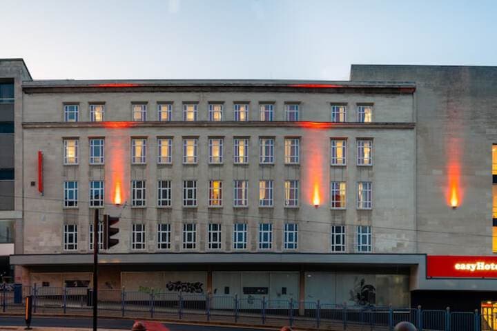 easyHotel Leeds Image 4