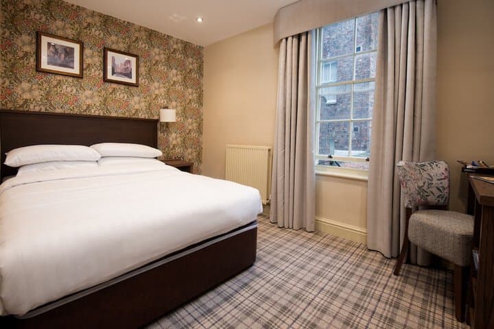 Dean Court Hotel Image 10