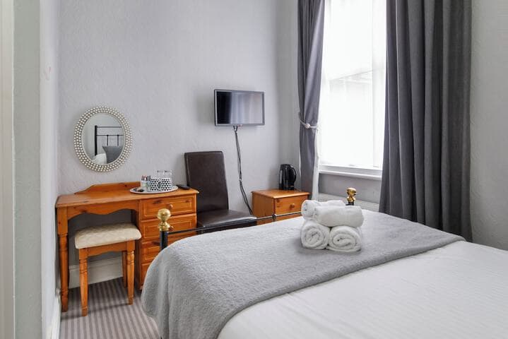 St Marys Guest House Image 11