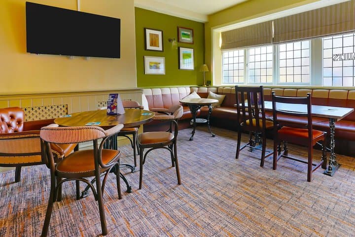 OYO The White Horse Ripon North Yorkshire Image 4