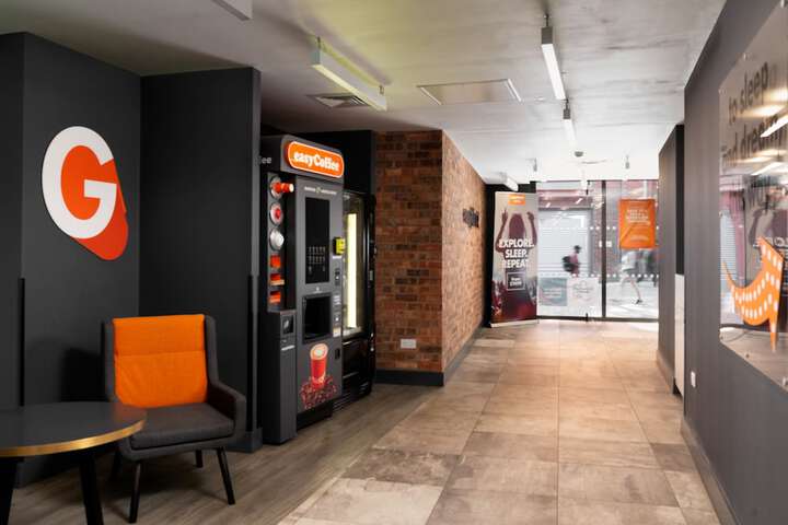 easyHotel Leeds Image 6