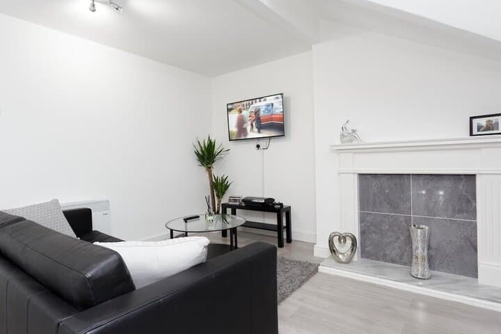 Live in Leeds Grange Apartments Image 8