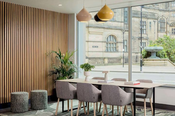 Radisson Blu Hotel Leeds City Centre Image 6