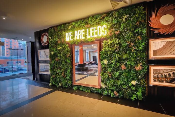 Clayton Hotel Leeds Image 6