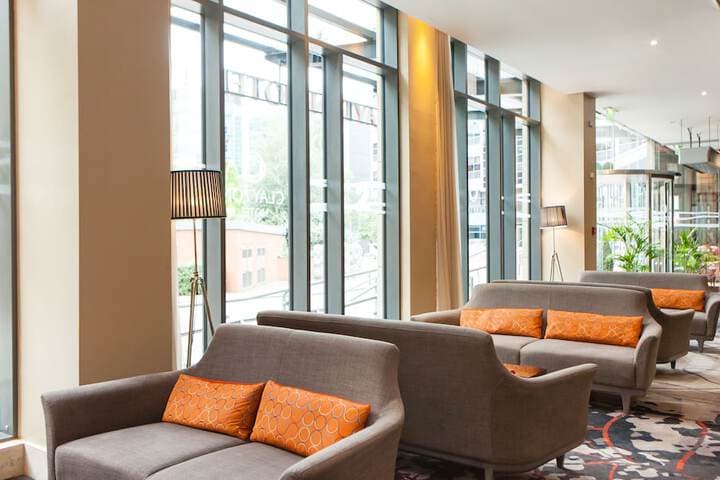 Clayton Hotel Leeds Image 8