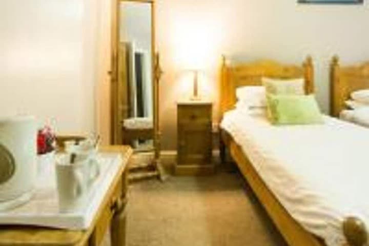 Ladybower Inn Image 10