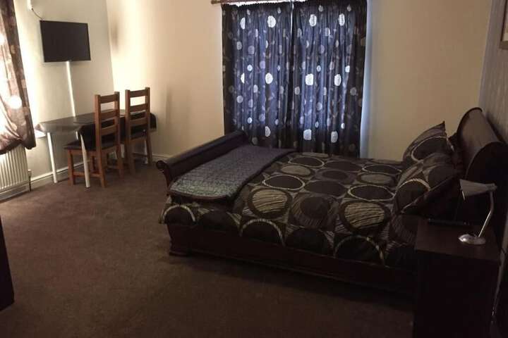 Brookfield Hotel Image 5