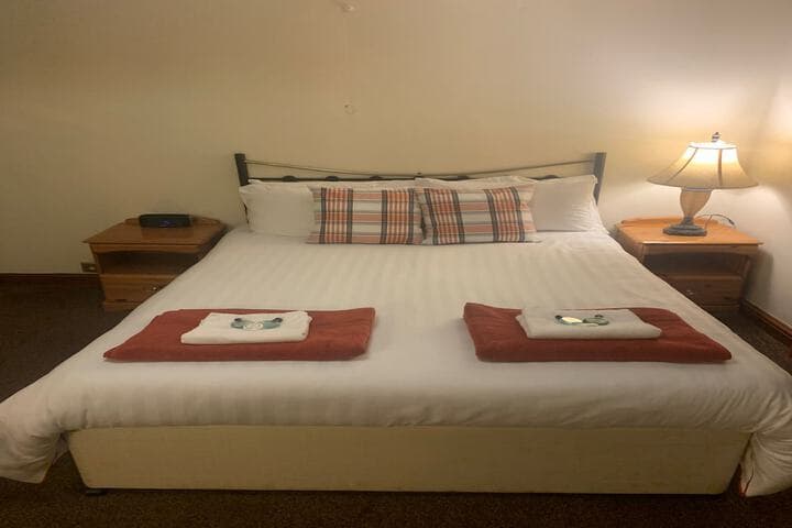 Ye Olde Mustard Pot Image 7