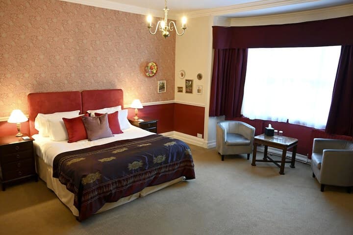 Orchard Club - Newton House Image 5