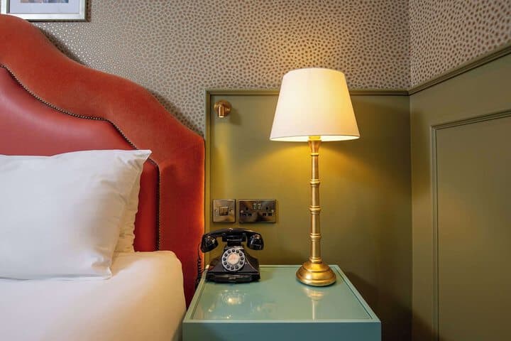 Elmbank York Tapestry Collection by Hilton Image 9