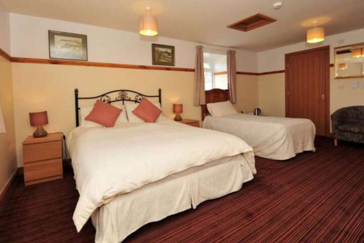 Chevin End Guest House Image 9