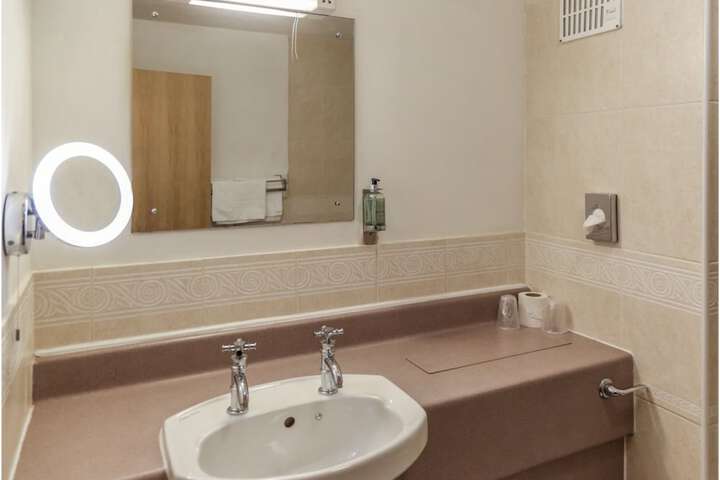 The Garrison Hotel Image 12