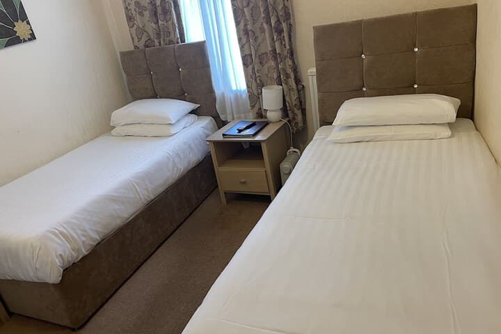 Diamonds Lodge Ltd Image 3