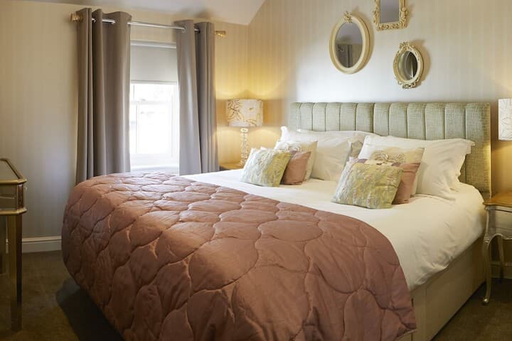 Five Star Stays Image 2