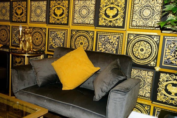 Sexy Luxurious Versace Apartment Near Sheffield Image 11