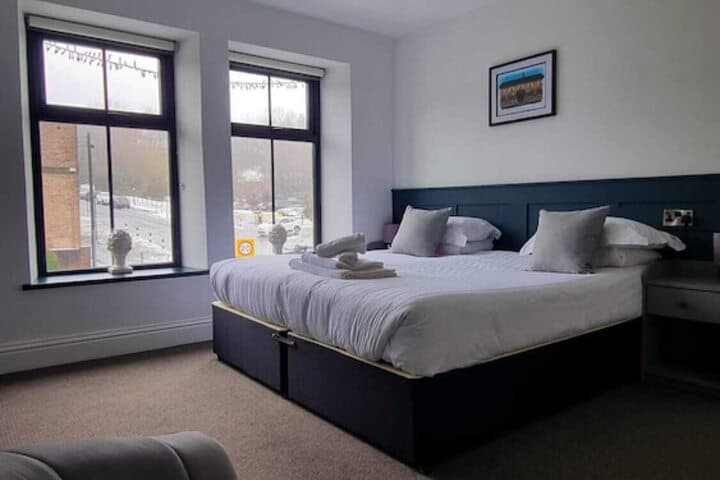 Friendship Hotel Image 11