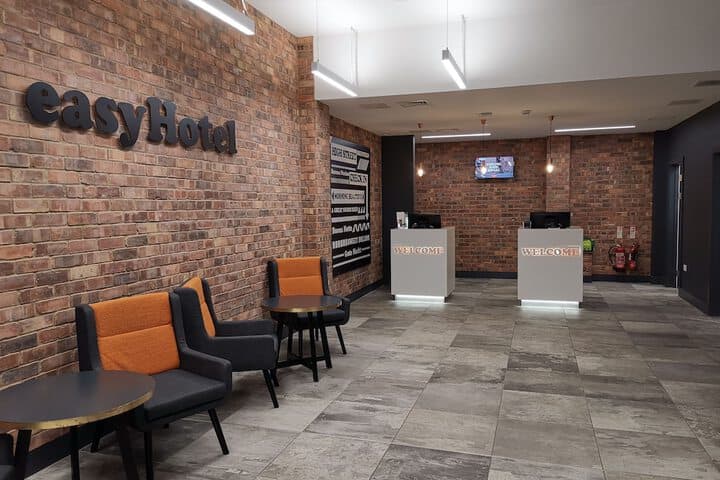 easyHotel Leeds Image 11