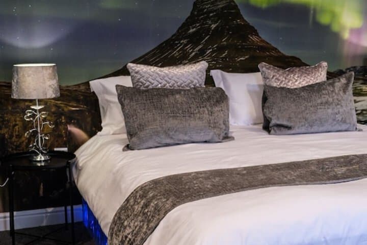 St Hildas Boutique Image 8