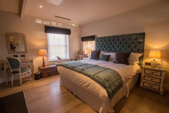 The Peacock at Barlow Image 5