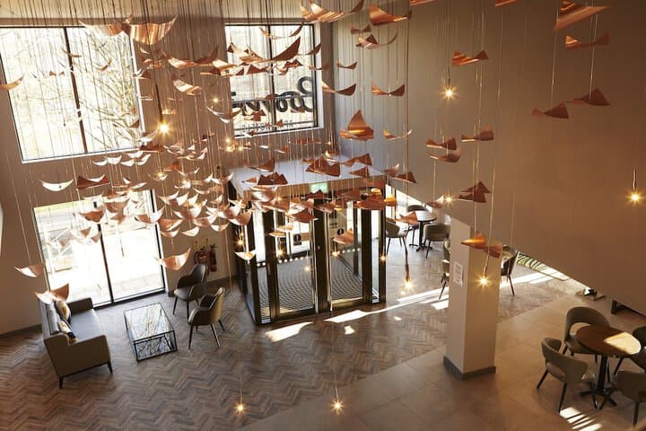 Roomzzz York City Image 6