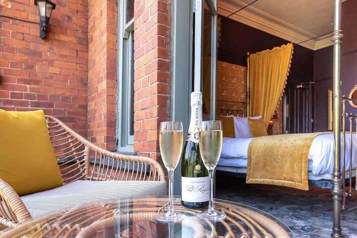 Clementines Guest House Image 8