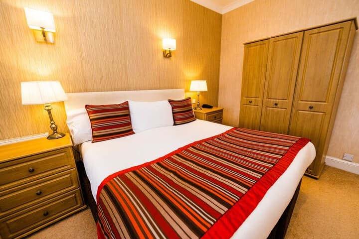 Grand Villa Heights Image 7