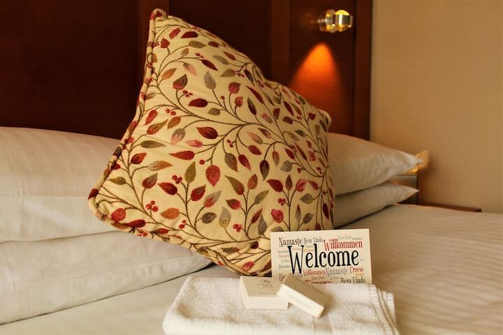 The Oak Wheel Pub Image 11