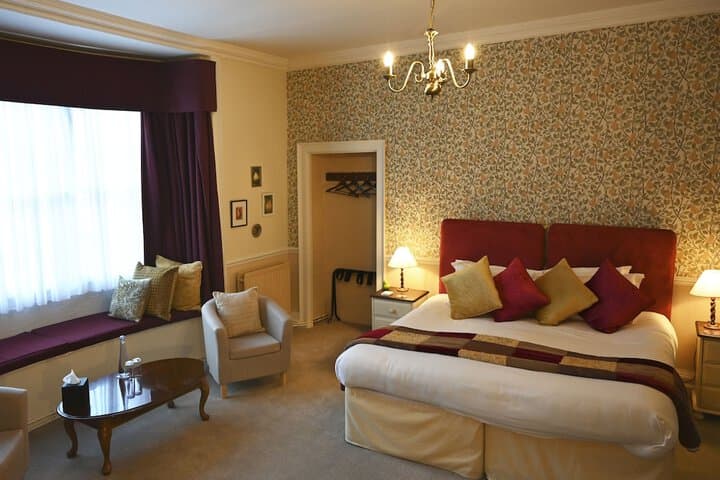 Orchard Club - Newton House Image 7