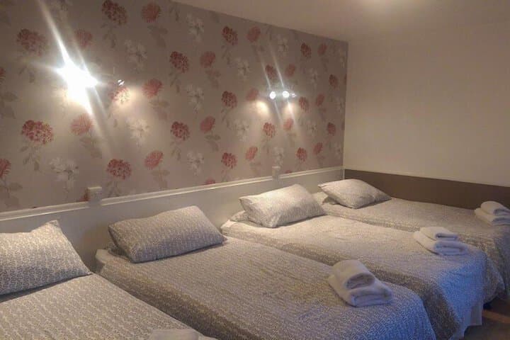 The Boundary Hotel Image 9