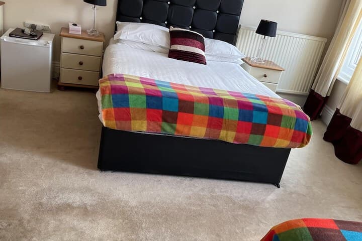 Diamonds Lodge Ltd Image 12