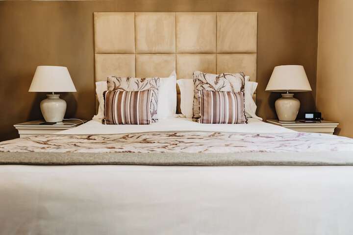 The Mallyan Spout Hotel Image 6