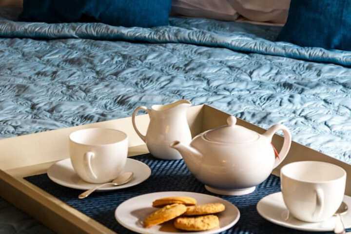 The Bull at Foolow Image 11