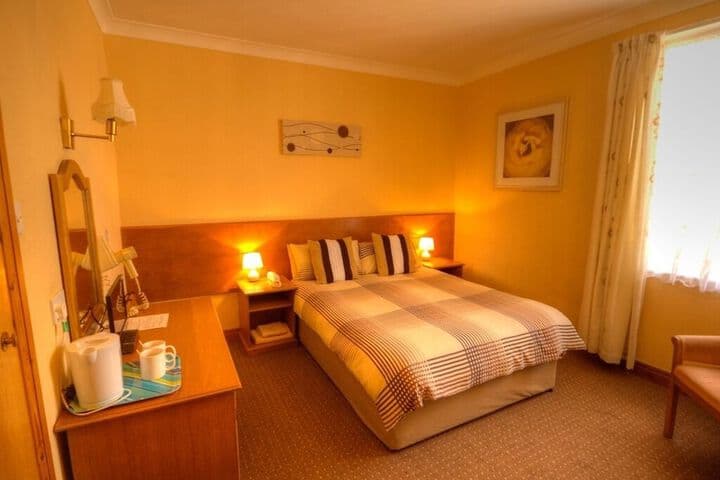 Dickens Bar and Inn Image 5