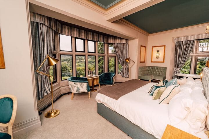 The Maynard Image 10