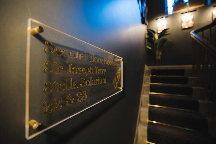 Impossible Motel Image 3