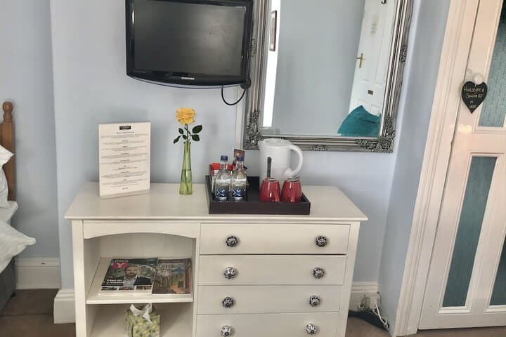 St Raphael Guest House Image 10