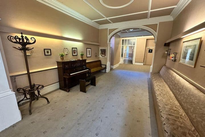 Green Gables Hotel Image 9