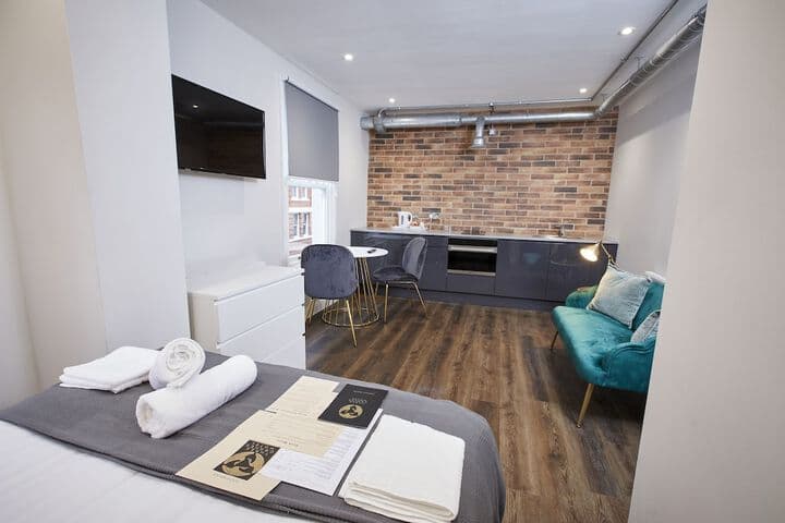 Three Cranes Serviced Apartments Image 4