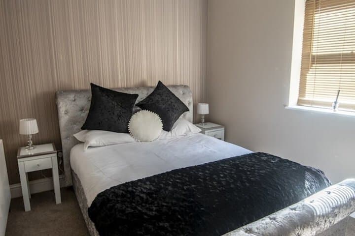 George Wright Boutique Hotel Bar &  Restaurant. Image 3