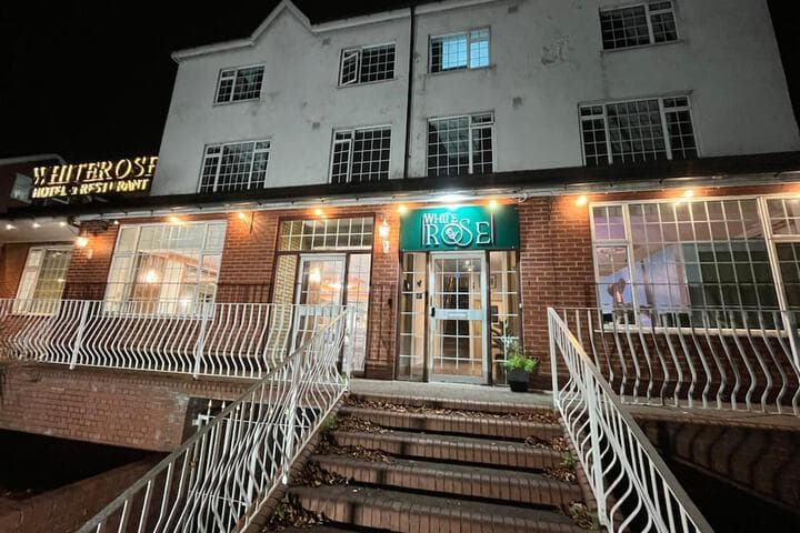 White Rose Hotel and Restaurant Image 1