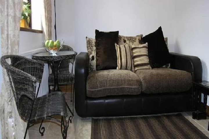 Thompsons Arms Holiday Lets + B &  B Image 9