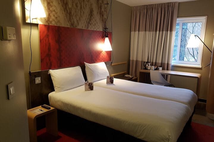 ibis Sheffield City Image 8