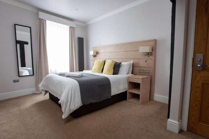 The Vanguard - York Residence Image 7