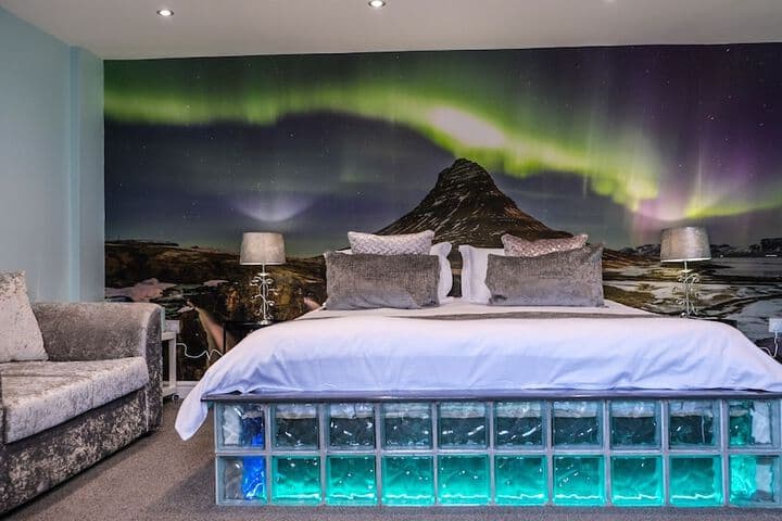 St Hildas Boutique Image 7