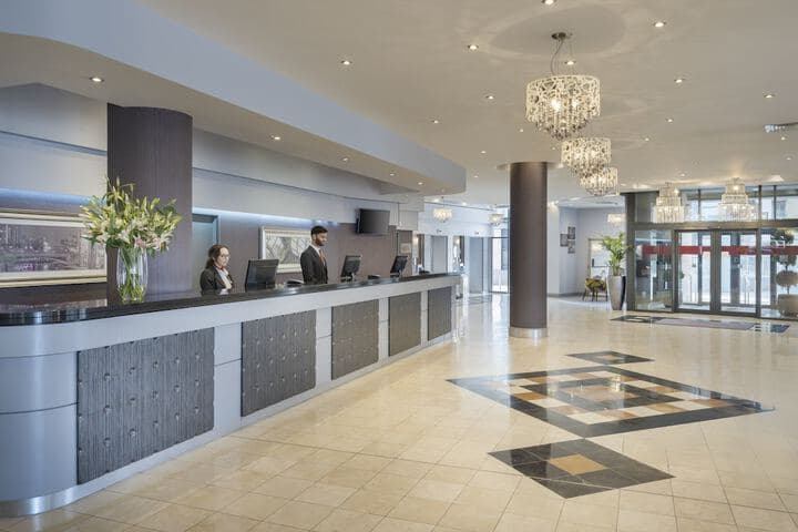 Leonardo Hotel Leeds Image 3