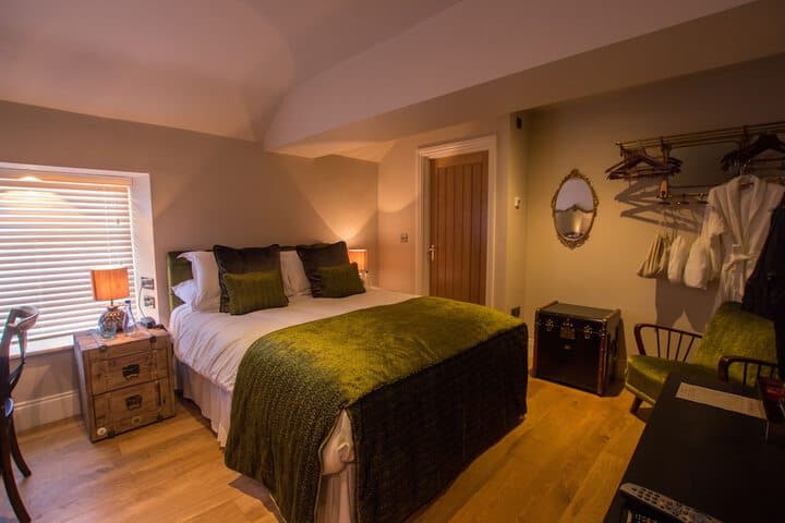 The Peacock at Barlow Image 4