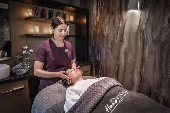 Wood Hall Hotel and Spa Image 8