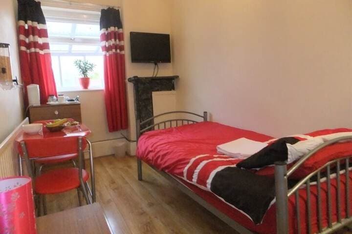 Heavenly Nights Guest House Image 7